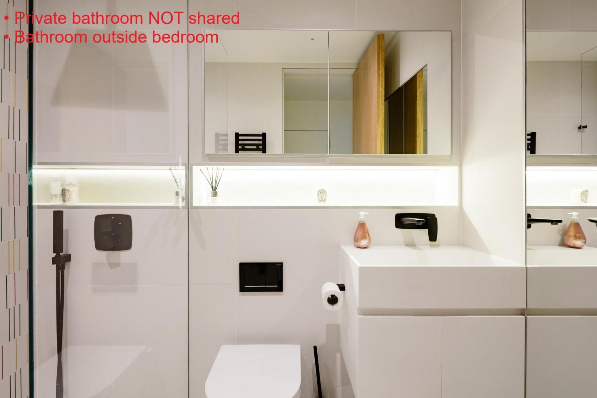 Modern Apartment & Rooms At Charing Cross London Ngoại thất bức ảnh